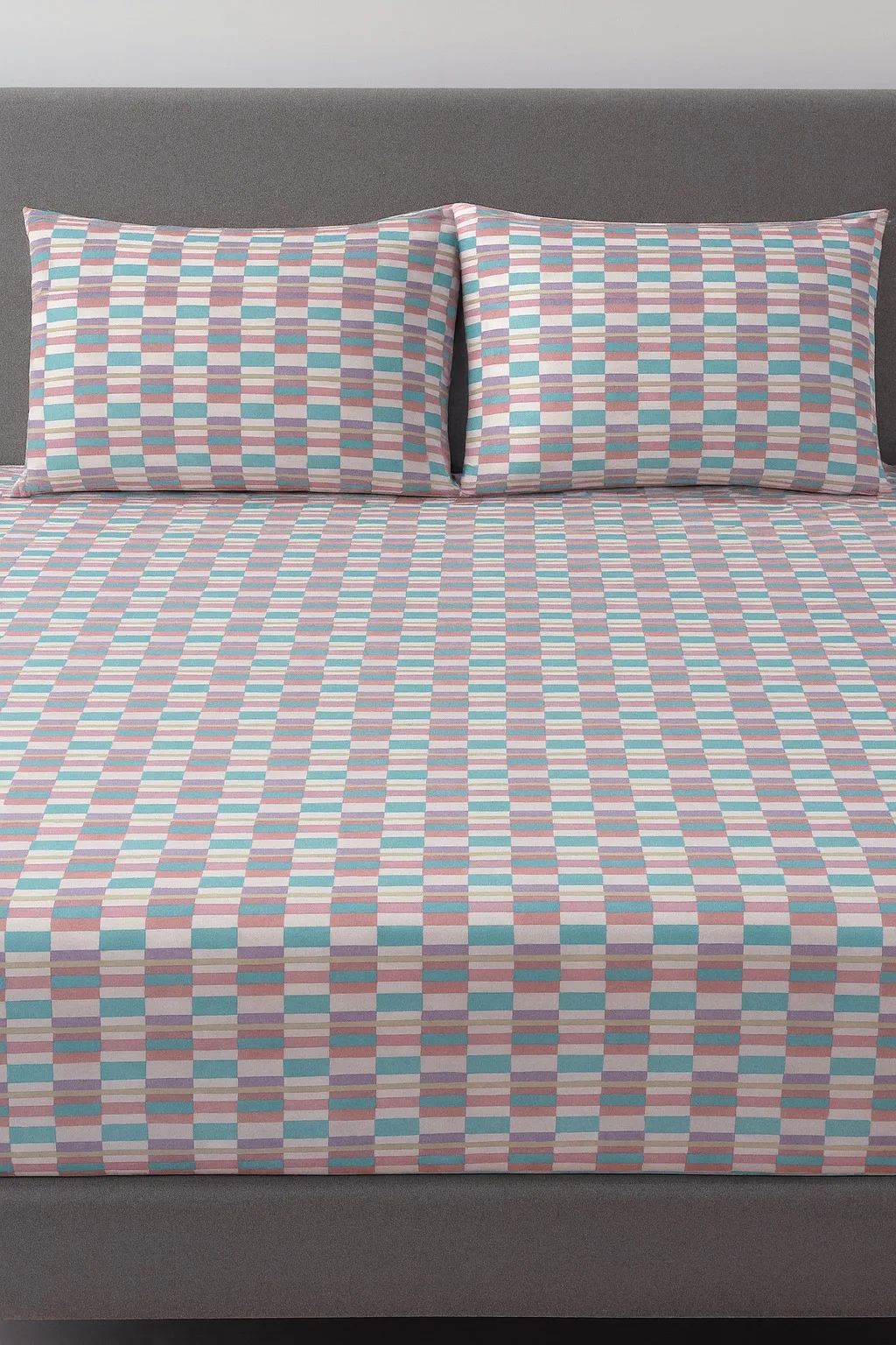 Botanica11 Premium pink bedsheet fabric with subtle pattern – Themes Furnishings